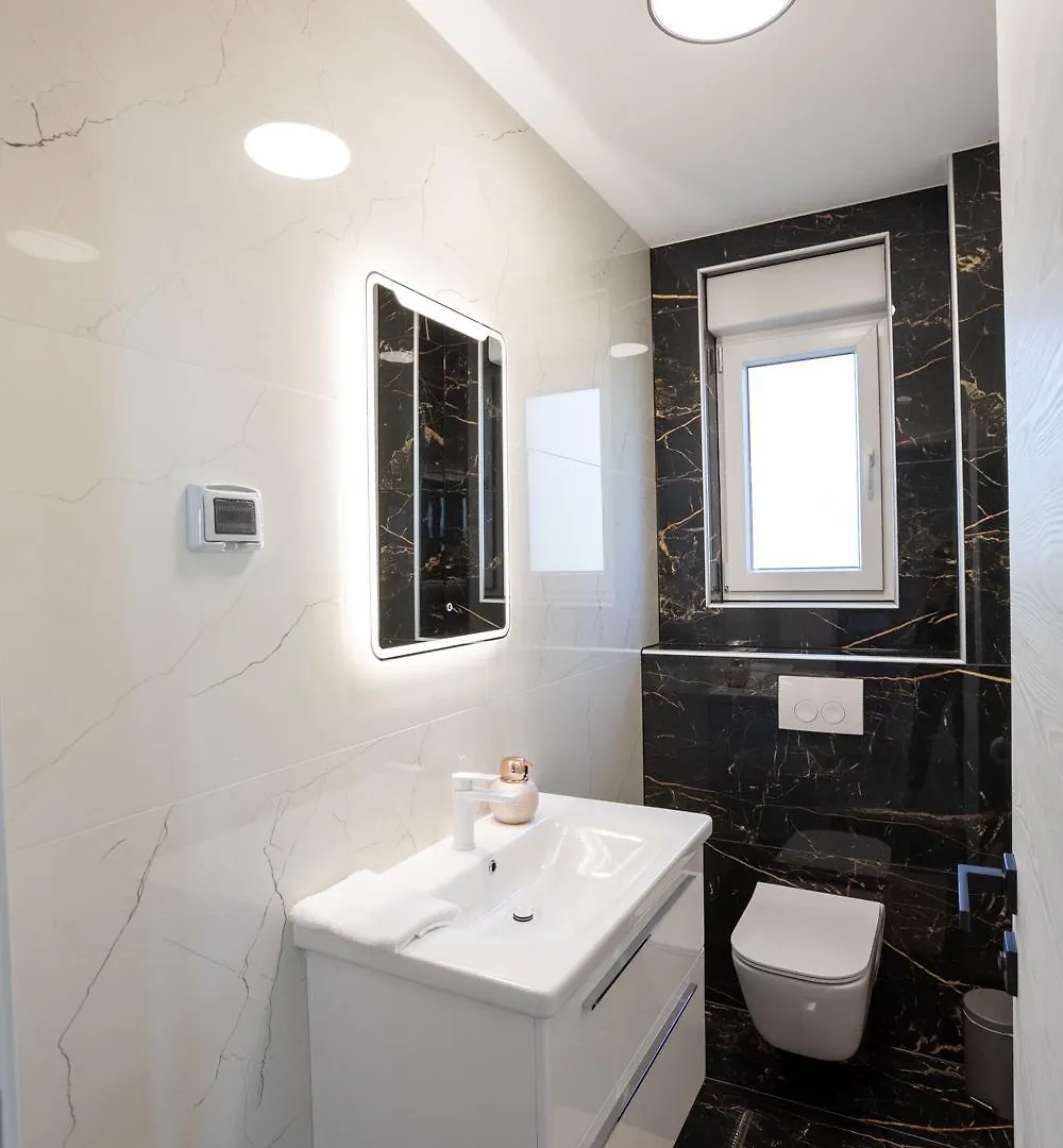 Seaside Residence - Sunset Appartement 0*, Kozino